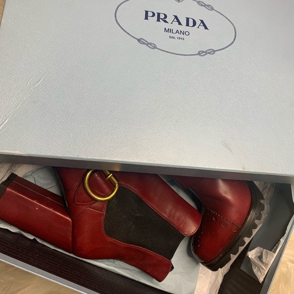 Prada Chealsea Boot - Picture 4 of 4